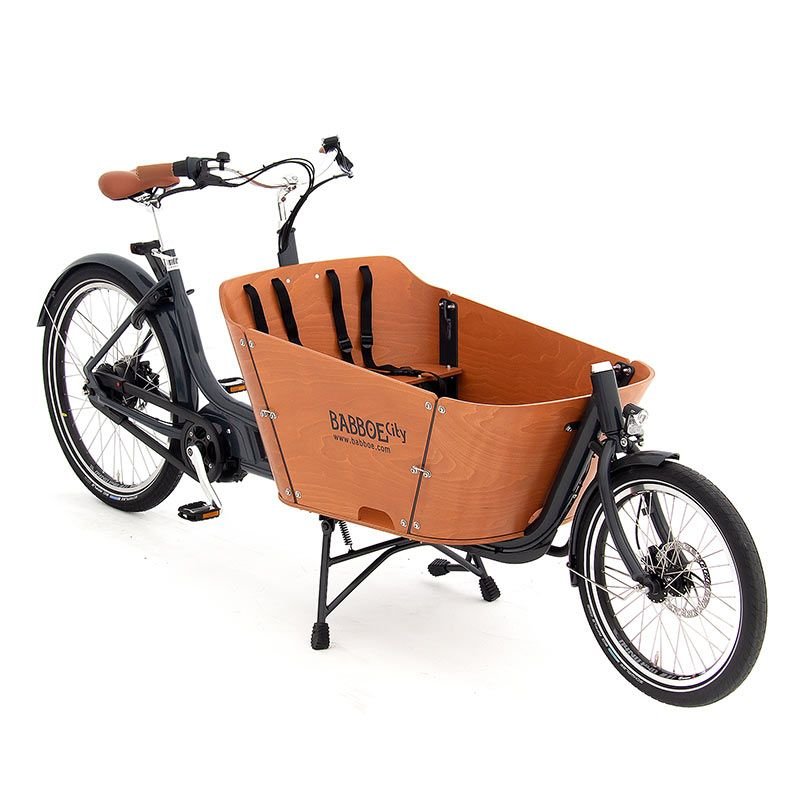 Wendig und schnell mit dem Lastenrad 2 Räder